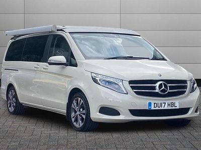 Mercedes V220
