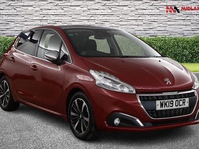 Used Peugeot 208 S 82 HP (60 kW) 2019 Red Hatchback