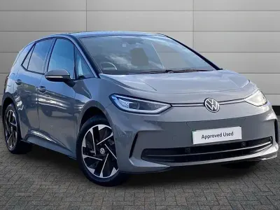 Used VW ID.3 Pro 150 kW (204 HP) 2026 Moonstone grey with solid black roof Hatchback