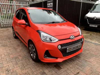 Used Hyundai i10 Premium SE 87 HP (63 kW) 2019 Red Hatchback