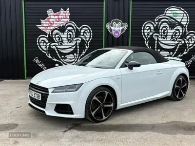 Usado Audi TT Roadster Black Edition 180 HP (132 kW) 2017 Cabrios