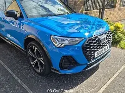 Używany Audi Q3 Performance 150 KM (110 kW) 2020 Niebieski SUV