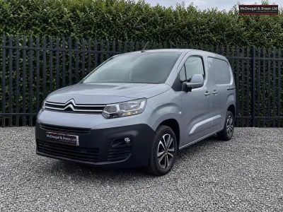 Used Citroën Berlingo 128 HP (94 kW) 2019 Grey MPV