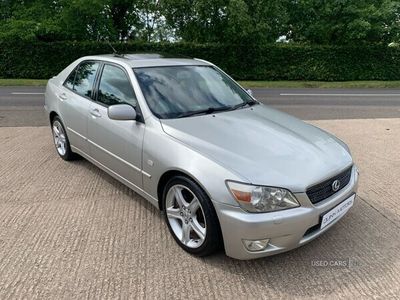 Lexus IS200