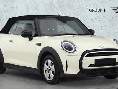 Used Mini Cooper Classic 134 HP (98 kW) 2022 White Hatchback
