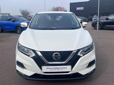 Used Nissan Qashqai Acenta Premium 2021 Storm white SUV