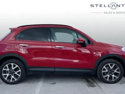 Używany Fiat 500X Cross 118 KM (86 kW) 2018 Czerwony SUV
