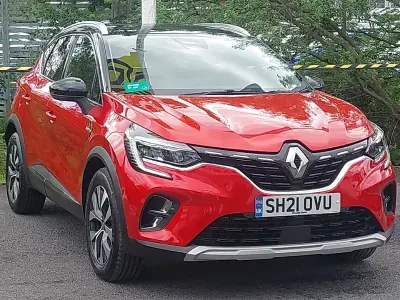 Used Renault Captur Version S 91 HP (66 kW) 2021 Red SUV