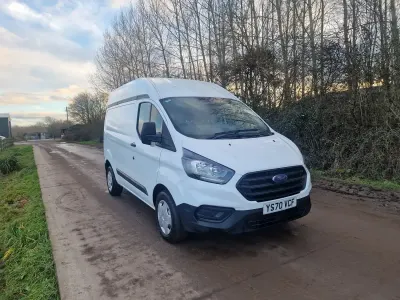 Używany Ford Transit Custom 105 KM (77 kW) 2020 Biały Van