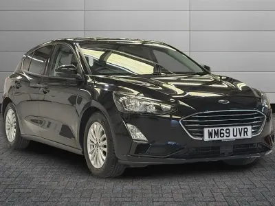 Usado Ford Focus Titanium 125 HP (91 kW) 2020 Preto Citadino