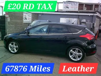 Begagnad Ford Focus Titanium 125 HK (91 kW) 2015 Svart Halvkombi