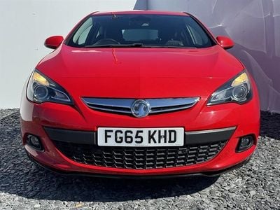 Second-hand Vauxhall Astra GTC SRi 140 CP (102 kW) 2015 Roșu Coupe