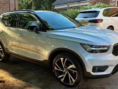 Used Volvo XC40 R-Design Pro 163 HP (119 kW) 2021 Silver SUV
