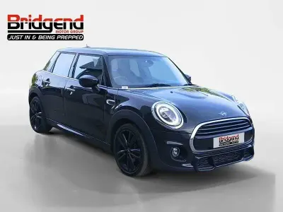 Used Mini Cooper Hatch 134 HP (98 kW) 2020 Black Hatchback