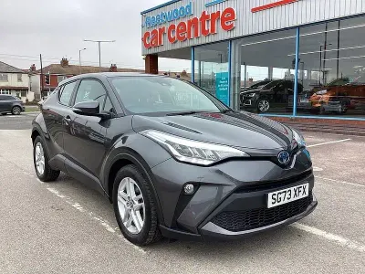 Second-hand Toyota C-HR 122 CP (89 kW) 2023 Gri SUV