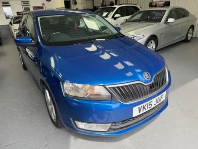 Used Skoda Rapid SE 2015 Blue Hatchback