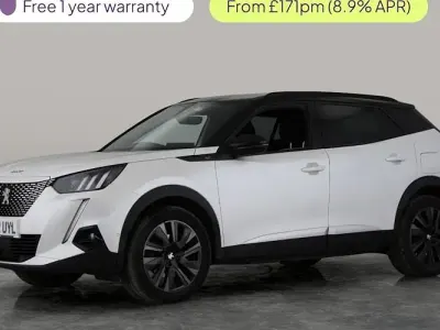 Used Peugeot e-2008 Premium 100 kW (136 HP) 2022 White SUV