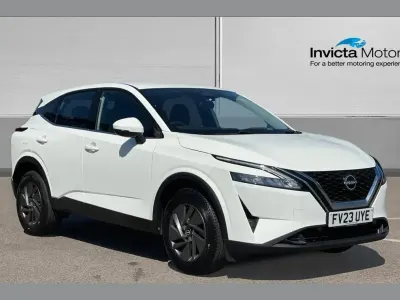 Used Nissan Qashqai Acenta Premium 155 HP (114 kW) 2023 White SUV