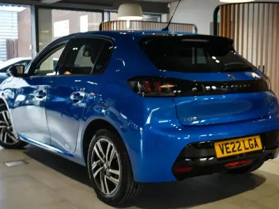 Used Peugeot 208 Allure Premium 99 HP (72 kW) 2022 Blue Hatchback