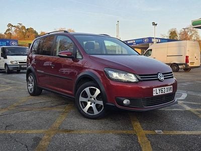 Used VW Touran SE 2023 Red MPV