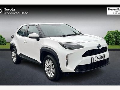 Used 2025 Toyota Yaris Hybrid Estate | £20,295 (Good price)