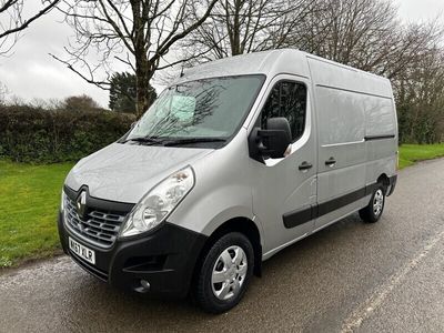 used Renault Master MM35dCi 130 Business+ Medium Roof Van