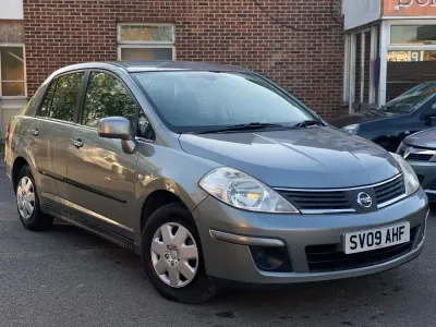 Używany Nissan Tiida 2009 Szary