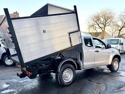 Silver Used 2019 Isuzu D-Max | £16,490 (Fair price)