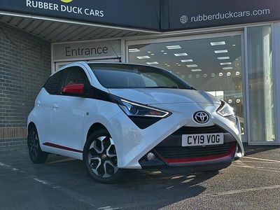 Used Toyota Aygo Trend 71 HP (52 kW) 2019 White Hatchback