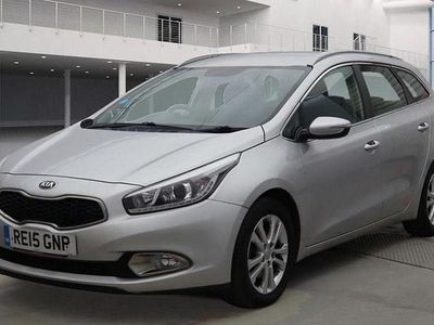 Silver Used 2015 Kia Ceed Hatchback | £5,490 (Fair price)