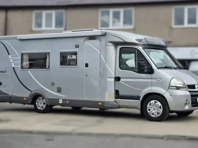 Usado Renault Master GT 2006 Plateado Utilitario