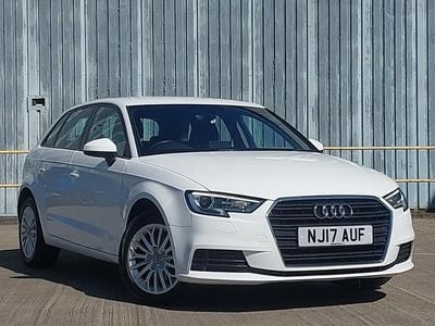 Usado Audi A3 110 CV (80 kW) 2017 Blanco Utilitario
