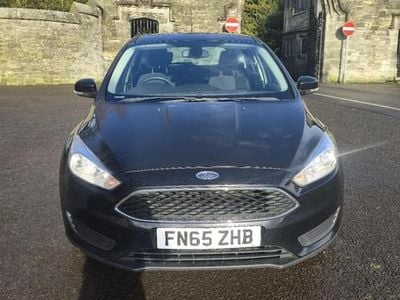 Used Ford Focus Style 120 HP (88 kW) 2015 Black Hatchback