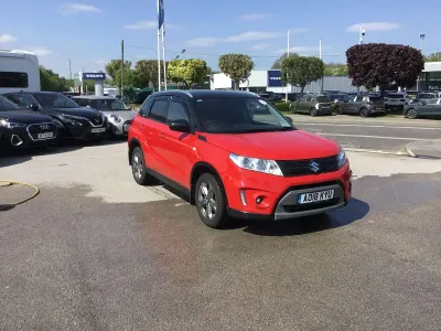 Gebraucht Suzuki Vitara SZ-T 120 PS (88 kW) 2018 Multicolour SUV