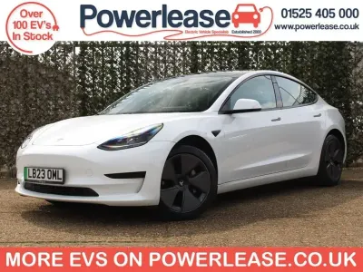 Usado Tesla Model 3 RWD 177 kW (241 HP) 2023 Branco Sedan