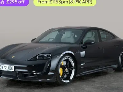 Usado Porsche Taycan Performance Package 559 kW (761 HP) 2022 Preto Sedan