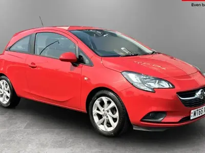 Used Vauxhall Corsa 69 HP (50 kW) 2015 Red Hatchback