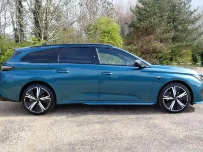 Używany Peugeot 308 SW GTi 134 KM (98 kW) 2025 Niebieski Kombi