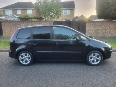 Used Ford C-MAX Zetec 100 HP (73 kW) 2009 Black MPV
