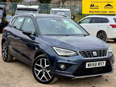 Begagnad Seat Arona XCELLENCE Lux 95 HK (69 kW) 2018 Grå SUV