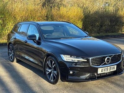 Black Used 2019 Volvo V60 R-Design Estate | £19,875 (Fair price)