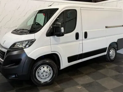 Used Peugeot Boxer 120 HP (88 kW) 2021 White Van