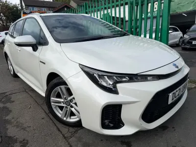 Used Suzuki Swace SZ-T 122 HP (89 kW) 2021 White Estate