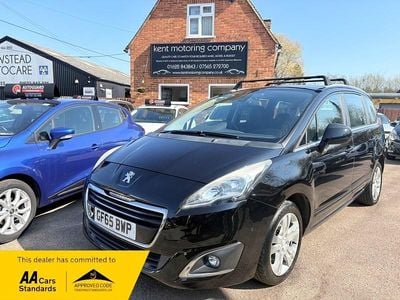 Używany Peugeot 5008 Active 2015 Czarny Minivan