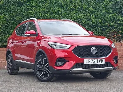Used MG ZS Exclusive 111 HP (81 kW) 2023 Red SUV