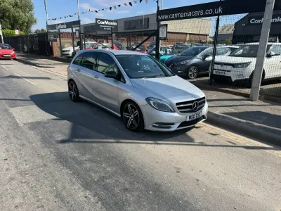 Used Mercedes B200 134 HP (98 kW) 2014 Silver Hatchback