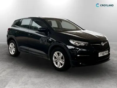 Used Vauxhall Grandland X S 130 HP (95 kW) 2018 Grey SUV