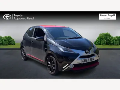 Gebraucht Toyota Aygo x-press 70 PS (51 kW) 2018 Schwarz Kleinwagen