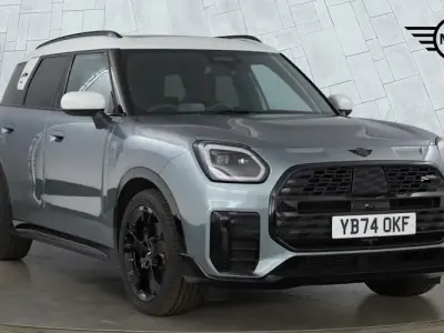 Used Mini Countryman Exclusive 218 HP (160 kW) 2024 Green SUV
