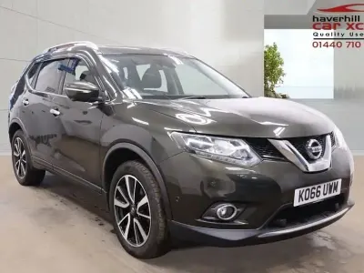 Usado Nissan X-Trail Tekna 130 CV (95 kW) 2017 Verde SUV